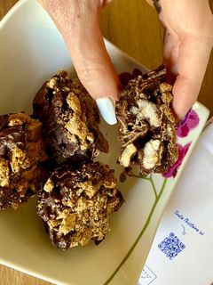 Une photo de Bouchées crunchy menthe-chocolat aux galettes de sarrasin Omie