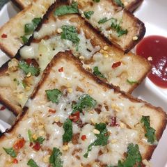 A picture of Garlic Bread Toast.