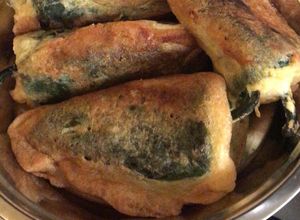 Una foto de Chiles rellenos de pollo