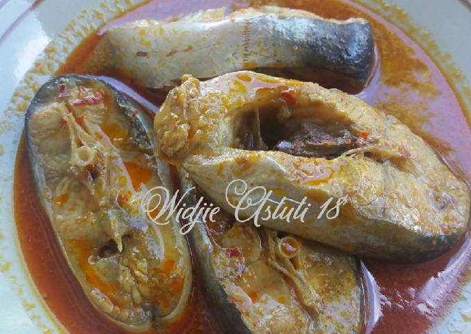 10. Gulai Ikan Patin