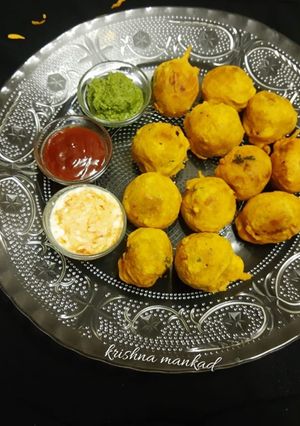 બટાકા વડા (Bataka Vada Recipe In Gujarati) રેસીપી મુખ્ય ફોટો