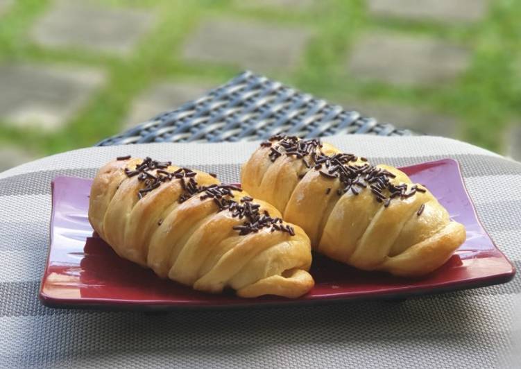 Cara Gampang Menyiapkan Roti Pisang Coklat yummy yang Enak