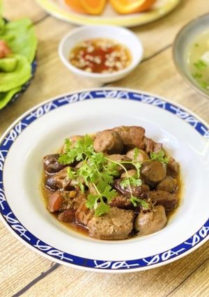 Hình của món Thịt Kho Nấm Rơm.