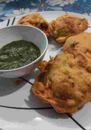 A picture of Potatoes Vada (Aloo bonde).