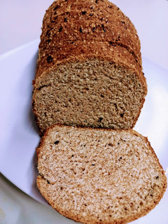 Una foto de Pan de Harina Integral con Semillas