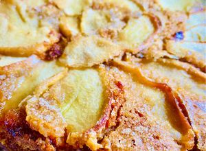 Una foto de 🥧BUDÍN🥧 CON HARINA INTEGRAL DE 🍎MANZANA🍎 Y 🥝KIWI🥝