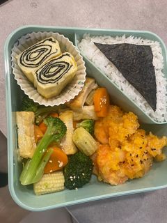 Hình của món Bento box 17.