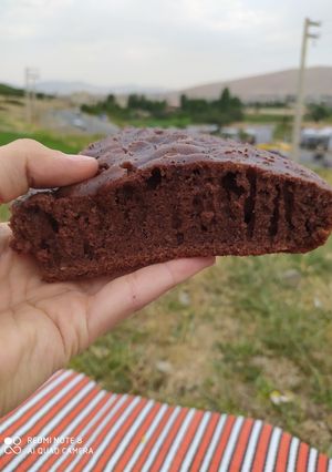 عکسی از دستور کیک شکلاتی بدون فر