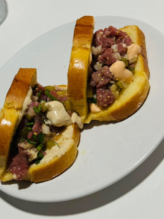 Una foto de Brioche de steak tartar