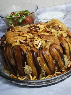 صورة لوصفة مقلوبة دجاج وباذنجان