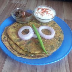 A picture of Methi thepla.