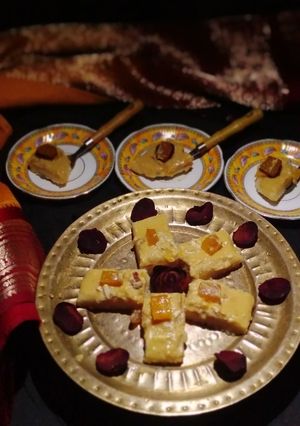 আমসত্ত সুজির ক্ষীর সন্দেশ (Amsatto sujir khir sandesh recipe in bengali) রেসিপির প্রধান ছবি