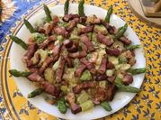 Une photo de asperges pommes de terre