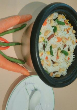 A picture of Vegetable pulao.