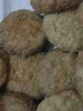 Kue kering kelapa wenak