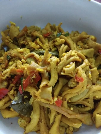 Cara Gampang Membikin Resep Usus tahu bumbu kuning yang Menggugah Selera Anti Ribet, Uenak Banget