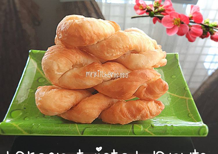 Korean Twisted Donuts