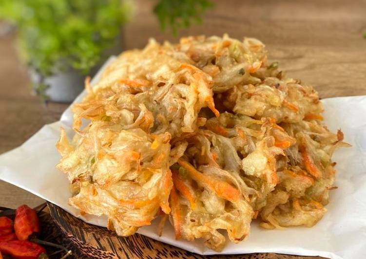  Resep  Bakwan  Sayur Renyah  enak oleh Phie Kitchen Cookpad