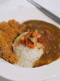 ข้าวแกงกะหรี่หมูทอด