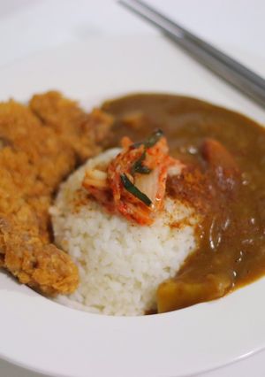 รูปของ ข้าวแกงกะหรี่หมูทอด