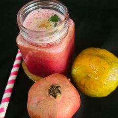 A picture of OrNate (orange + pomegranate).