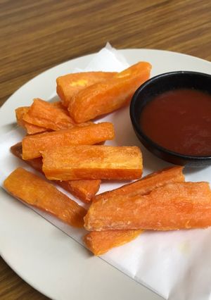Foto resep Ubi Goreng (Sweet Potato Chips)