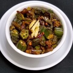 A picture of Fried Bhindi Masala.