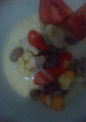 Foto resep Soup ayam kacang merah kari susu simple cuma iris"cemplung" aja