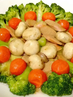 蘑菇青花菜(全素) 的食譜成品照片