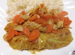 Foto de Salsichas Vegetais Enroladas em Couve Lombarda