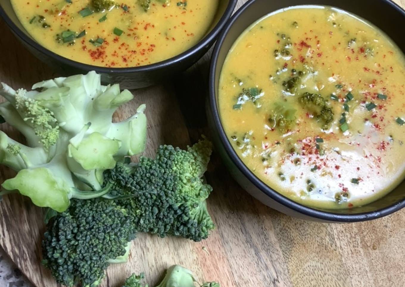 Brocoli cheese soup 🫕🥦 🧀