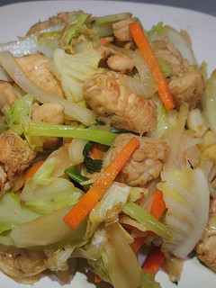 A picture of 雞柳炒高麗菜.
