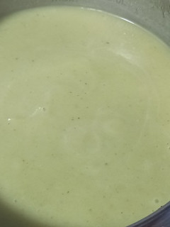 Una foto de 195. Puré de brócoli y calabacín