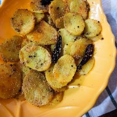 A picture of Posto Aloo Bhaja.