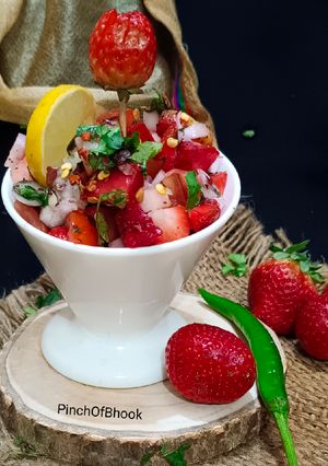 स्ट्रॉबेरी सालसा(strawberry salsa recipe in hindi) रेसिपी मुख्य फोटो
