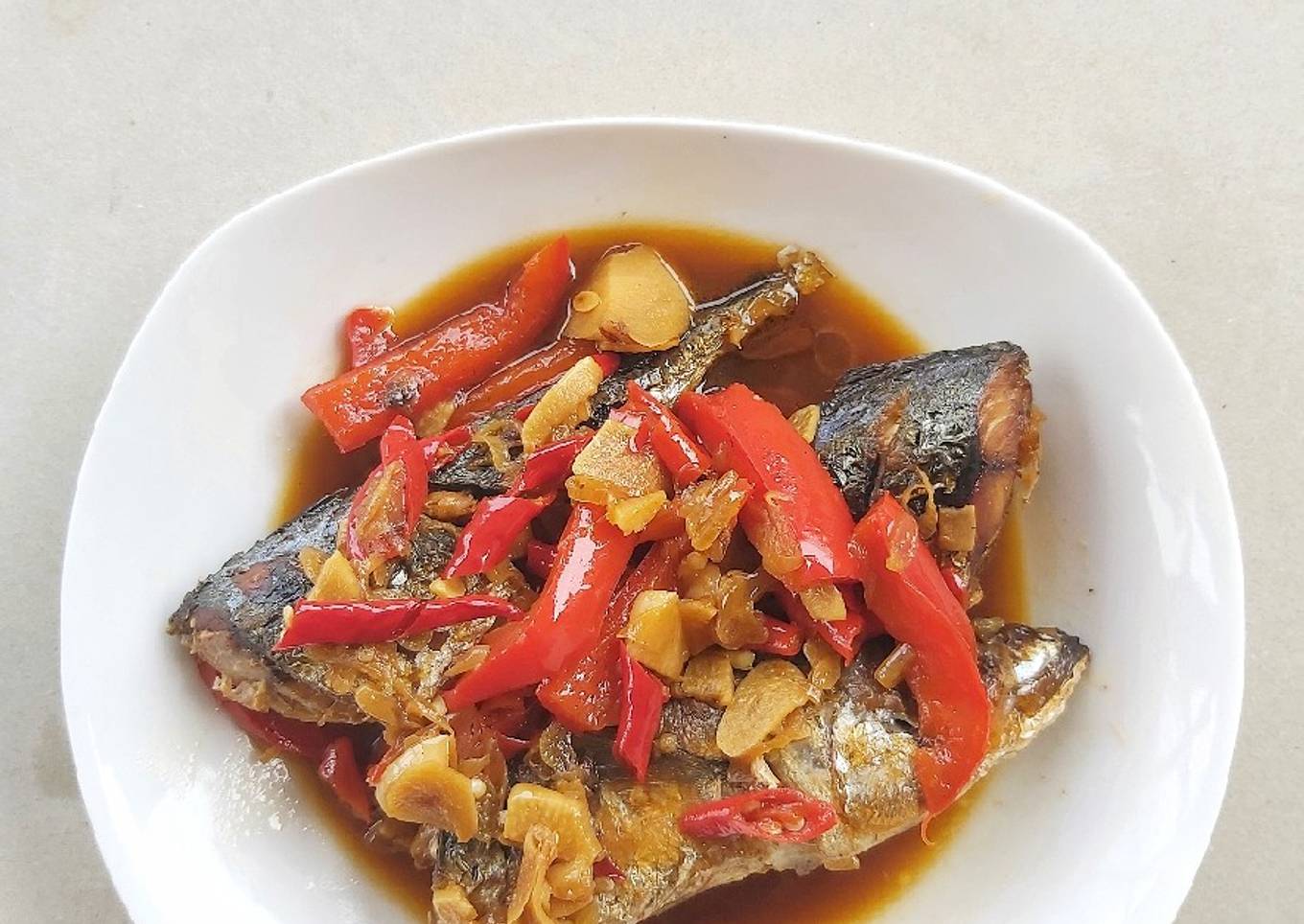 Kembung Semur Pedas