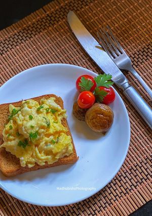 A picture of Scrambled eggs.