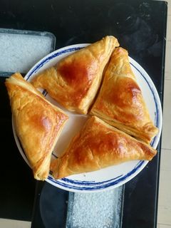 Una foto de Pastel hojaldrado de pollo