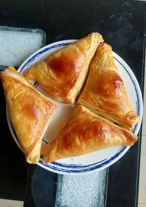 Una foto de Pastel hojaldrado de pollo