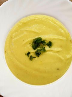 Vegán karfiol krémleves recept fotója
