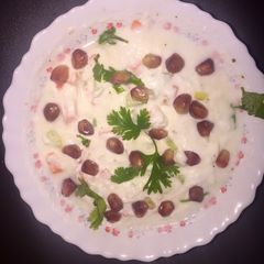 A picture of Carrot cucumber raita.