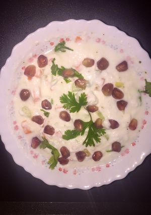 A picture of Carrot cucumber raita.