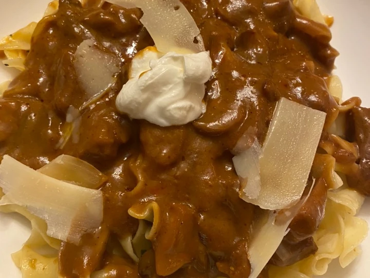 Easy Way Make Recipe Florence’s Beef Stroganoff that is Can Pamper Your Tongue, So Delicious}