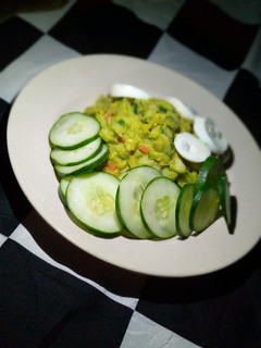 A picture of Avocado's salad.