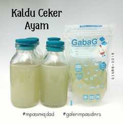 A picture of Kaldu Ceker Ayam MPASI.