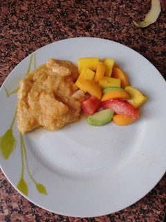 Una foto de Pollo a la piña