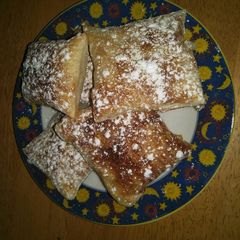 A picture of Puff pastry French toast.
