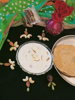 ચોખા ની ખીર (Rice Kheer Recipe In Gujarati) રેસીપી મુખ્ય ફોટો