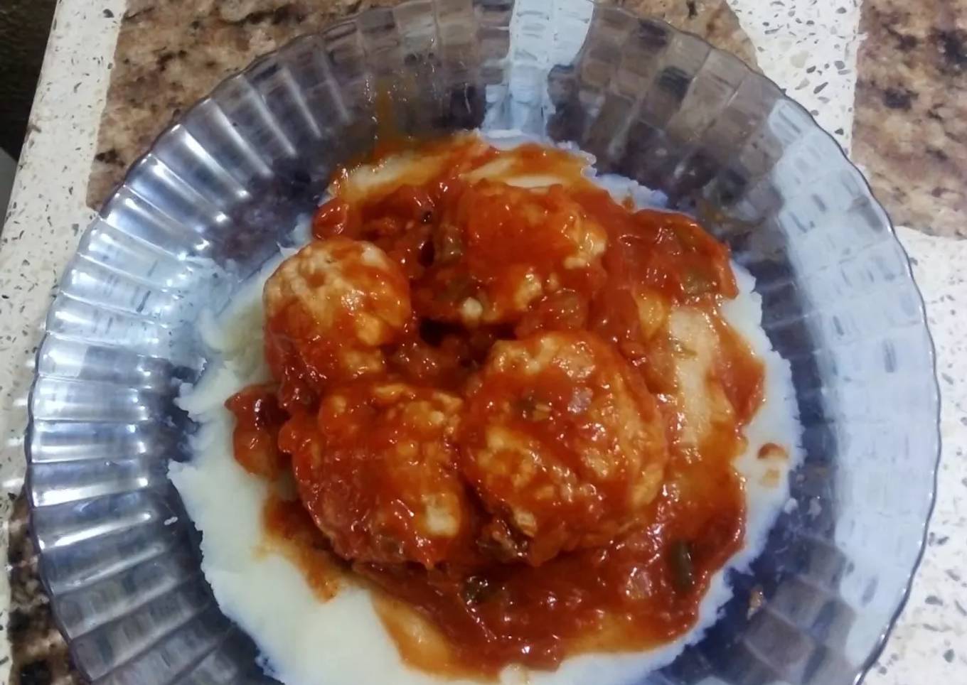 Albóndigas de pollo con puré