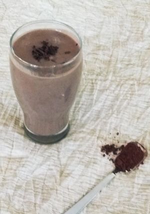 A picture of Healthy Avocado Banana Chocolate Shake.